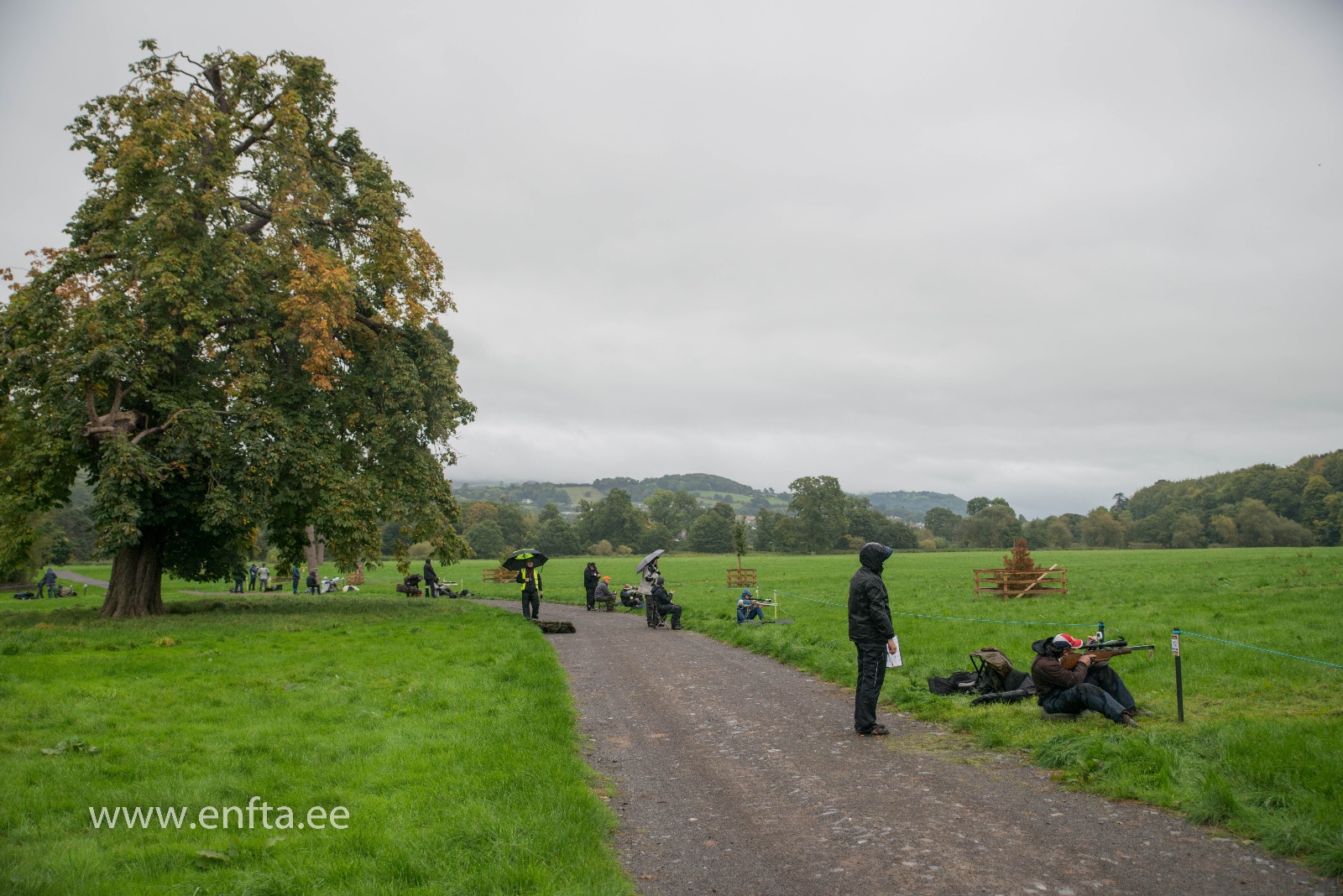 081 First day was raining